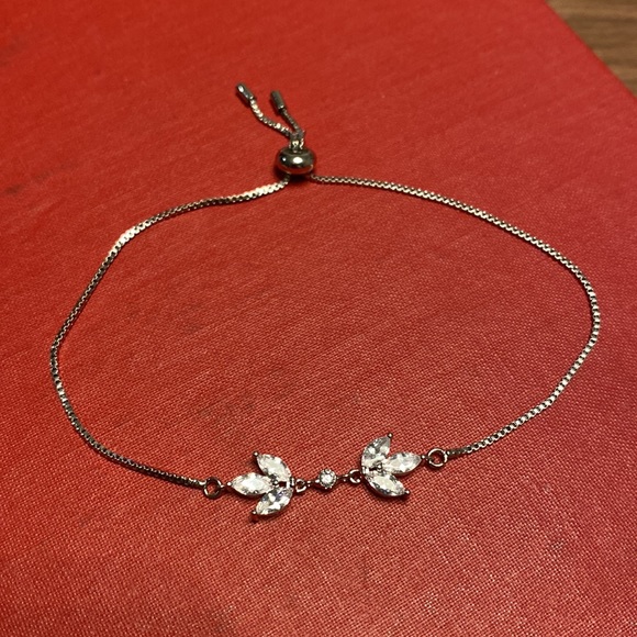 Bridal necklace and bracelet - ivory pearls and CZ - back drop style at clasp - Picture 8 of 10